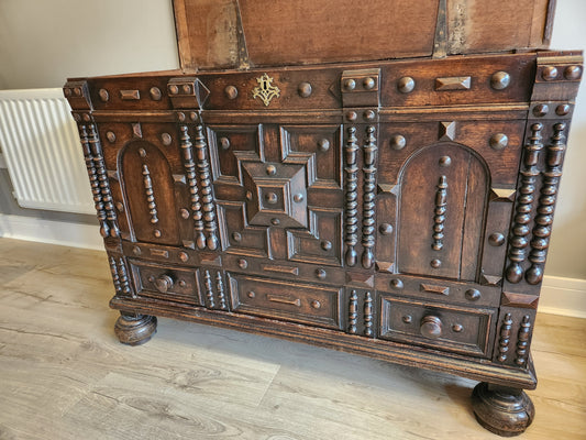 A stunning Charles II/Jacobean period ornate oak carved wooden sideboard. Extremely rare, 1600s around the time of the English Civil War
